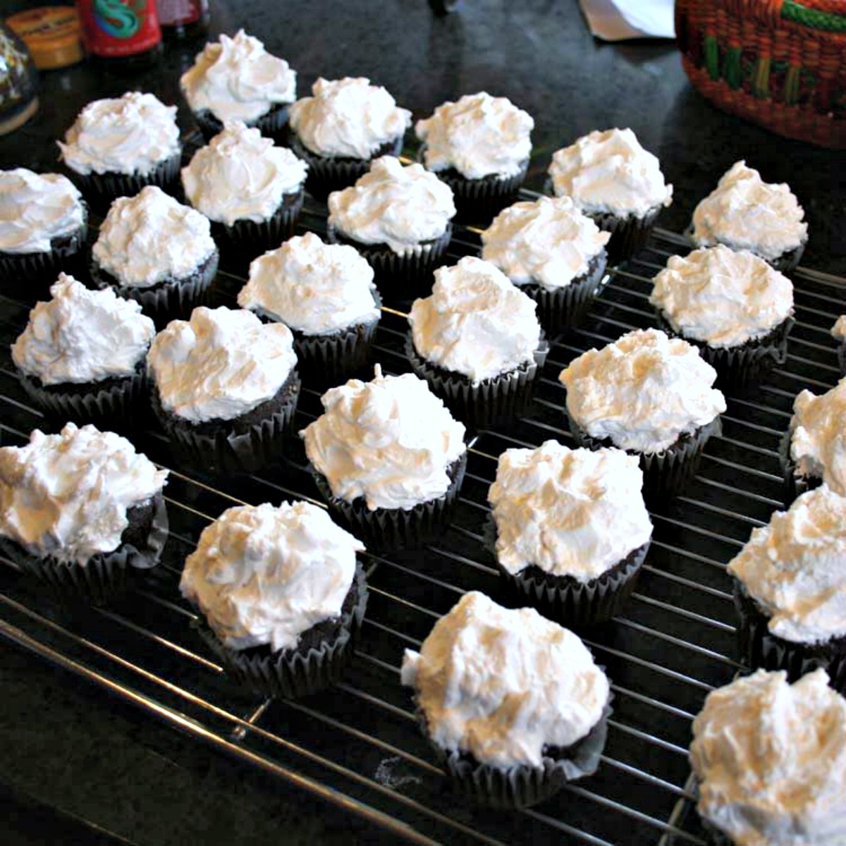 chocolate cupcakes with marshmallow frosting, chocolate cupcakes recipe