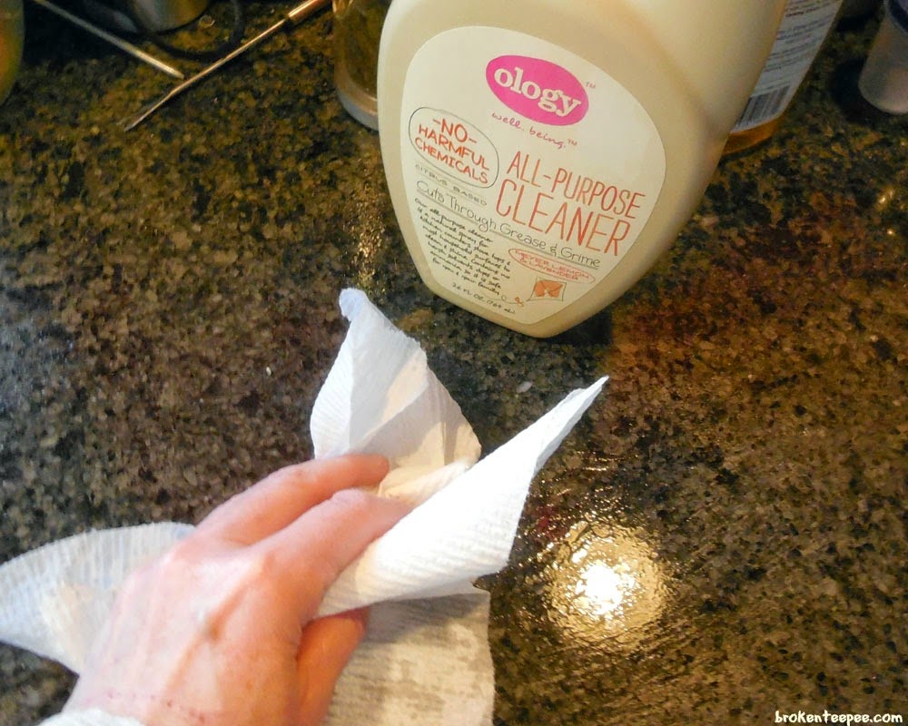 Walgreens Ology All Purpose Cleaner in action, #WalgreensOlogy, #shop, #cbias
