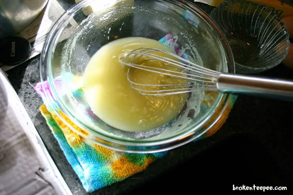 melted butter and sugar in bowl