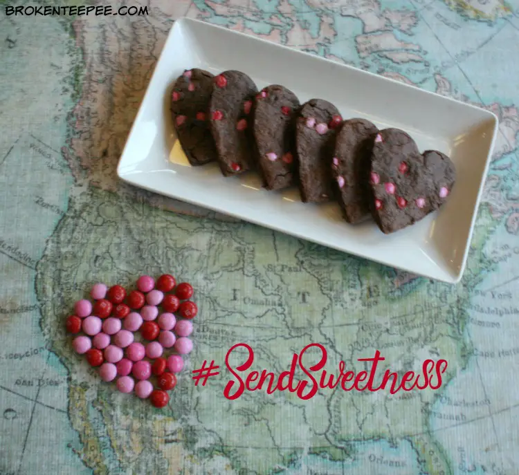 American Greetings®, M&M's® Strawberry, DOVE®, M&M's® Strawberry Brownie Cookie Hearts, #SendSweetness, #ad