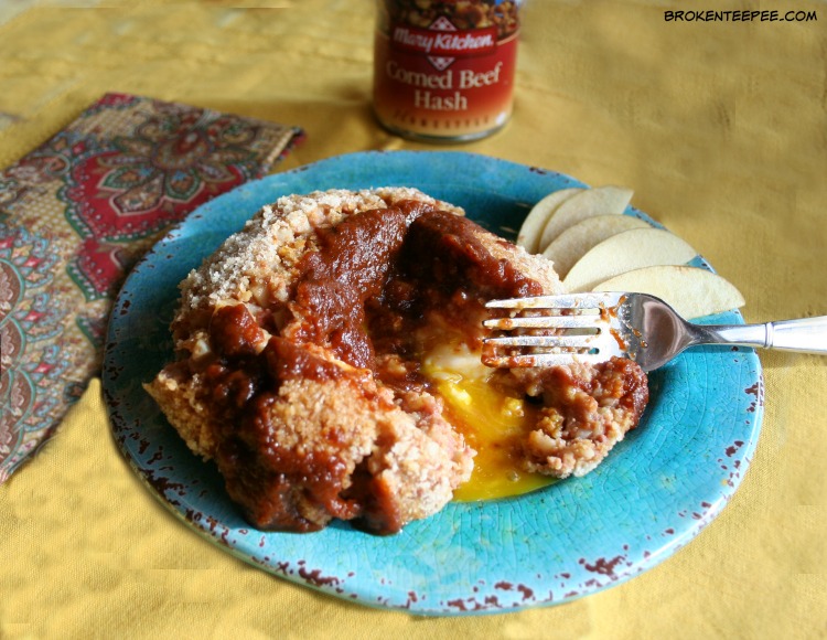 broken yolk in Scotch Egg, brunch recipe, HORMEL® MARY KITCHEN® Hash, corned beef hash, Corned Beef Hash Scotch Egg, #HowDoYouHash, #CollectiveBias #Ad