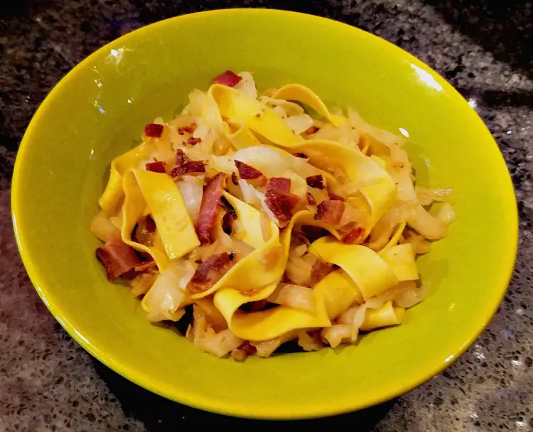 Try the World Box Italy, Pasta with Cabbage, Onions and Bacon, #AD