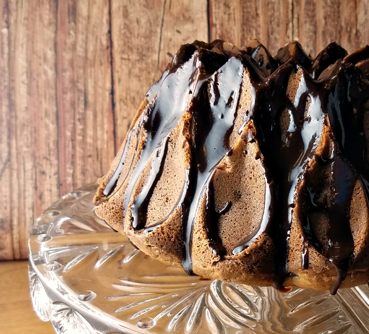 cherry pistachio bundt cake (6)