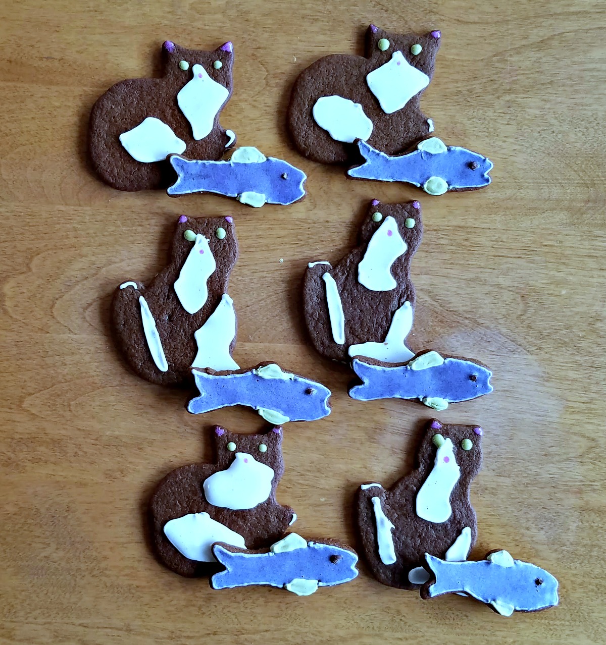 gingerbread cut out cookies, harry and trout, gingerbread, cookies