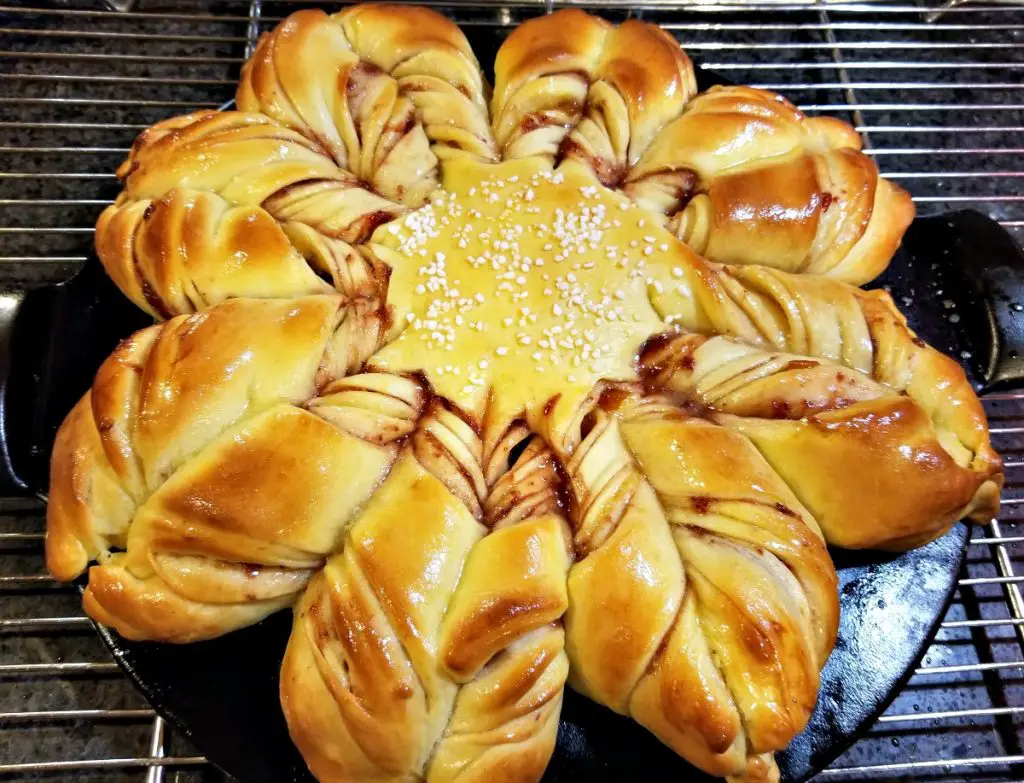 star bread, christmas star bread, snowflake bread