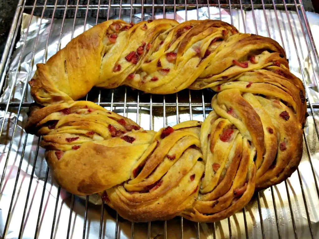 strawberry pear couronne