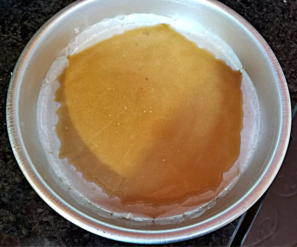 add vinegar and sugar to bottom of pan