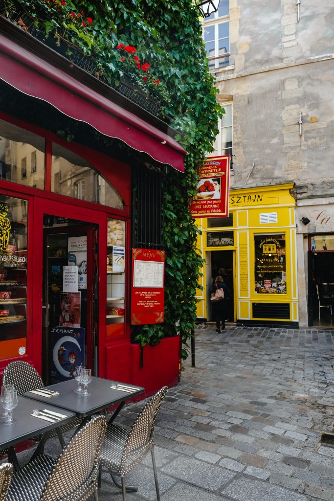 cafe in Paris