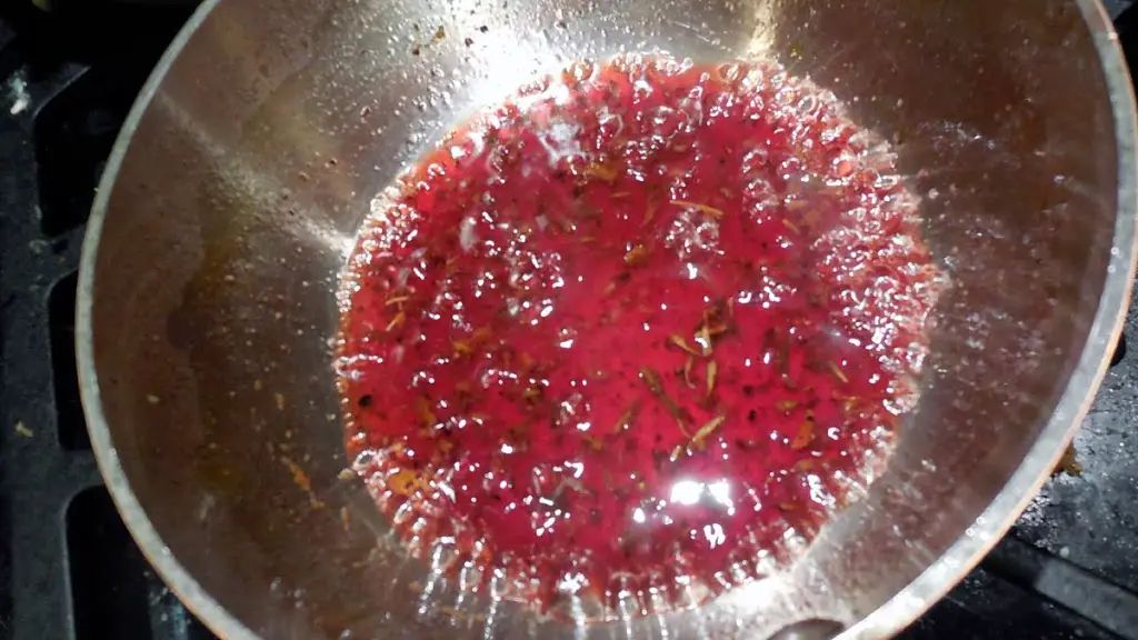 reduce pomegranate sauce