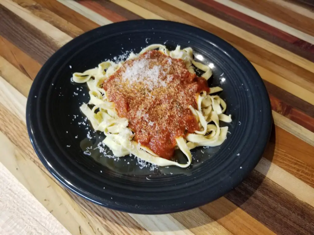 fettuccine with red sauce