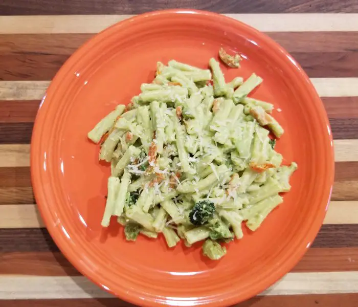 Easy Pasta with Avocado Sauce and Mixed Vegetables